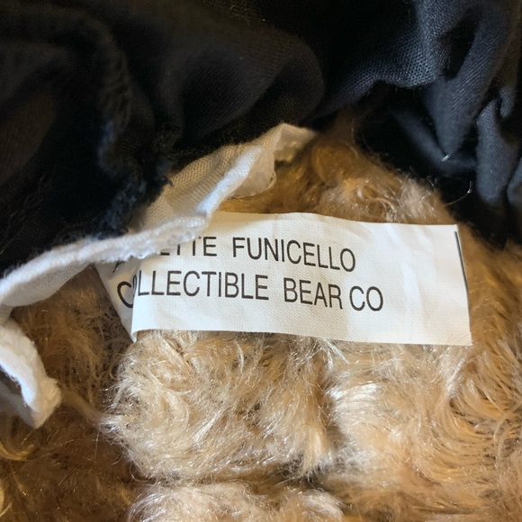 Annette Funicello Collectible Bear Co. Red Riding Hood w basket 12” all original - Picture 13 of 15